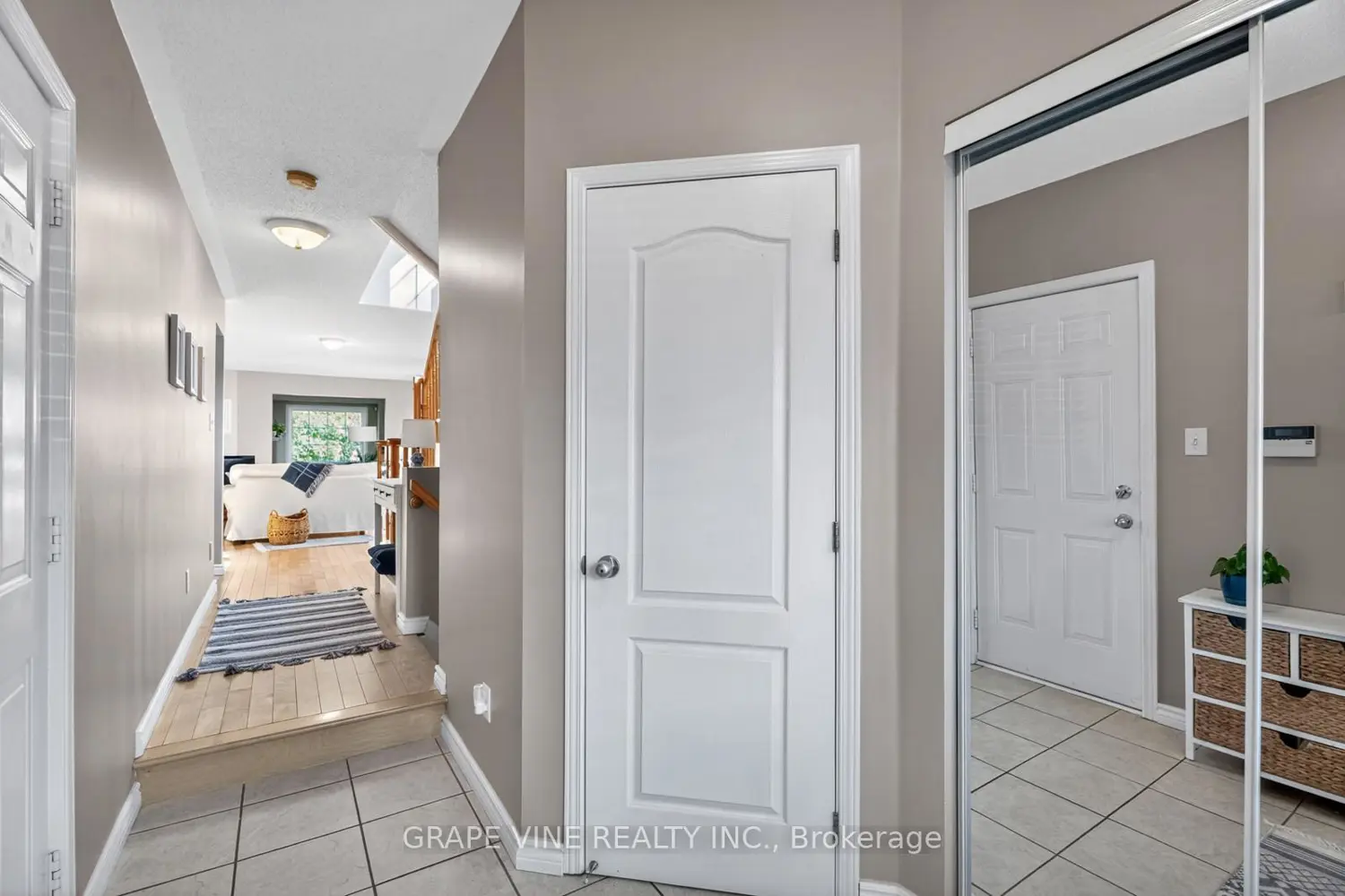 21 Fieldberry Private photo 3