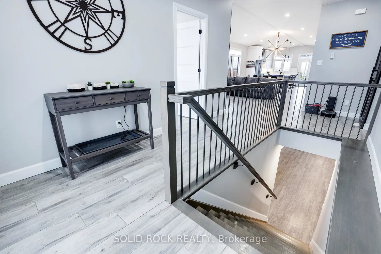 216 Filion Street photo 3