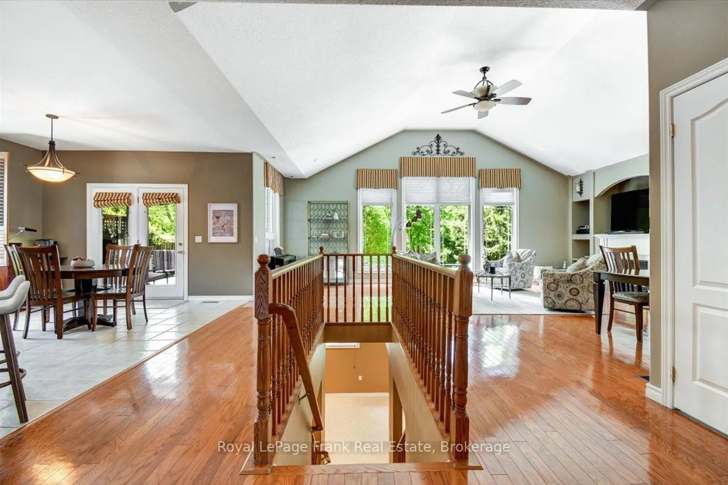 743 Fortye Drive photo 3
