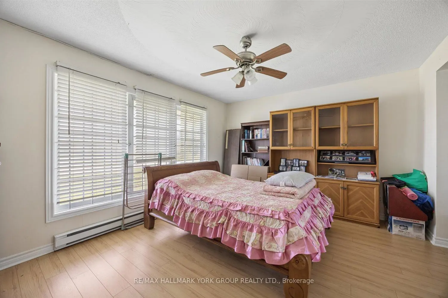 30032 Highway 48 photo 4