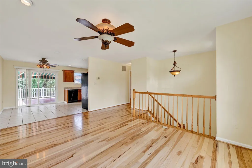 21 Box Circle, Baltimore, MD 21221 photo 3