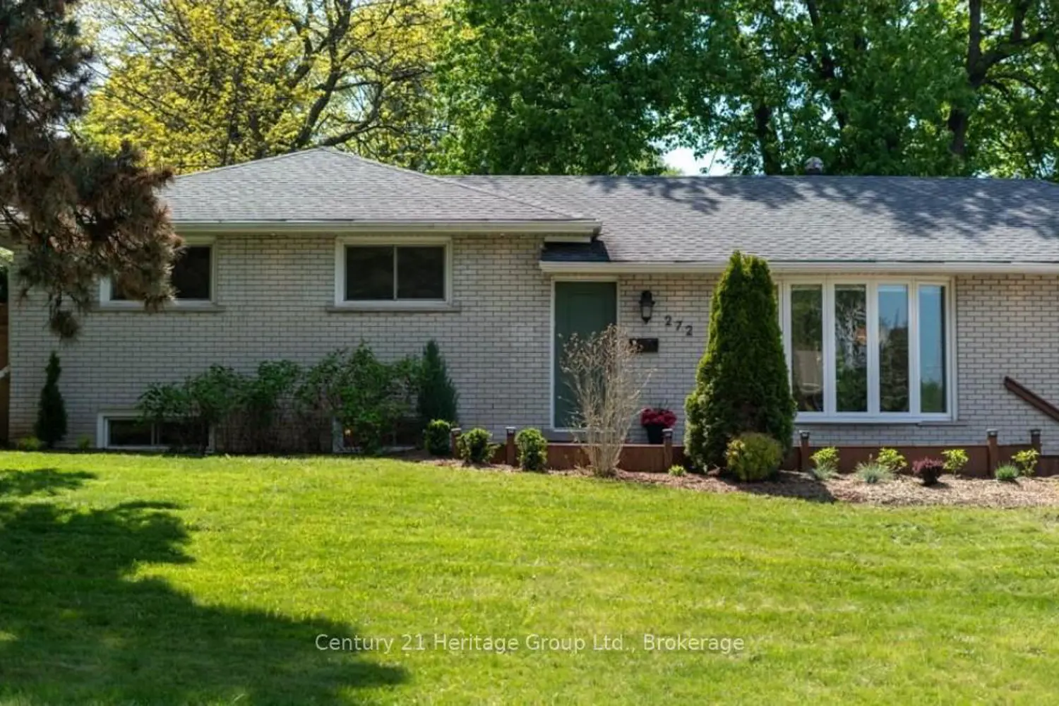 272 Alma Lane photo 2