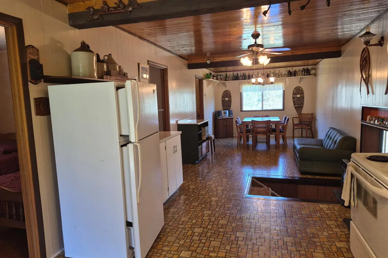 8 Jackfish Lake Road photo 5