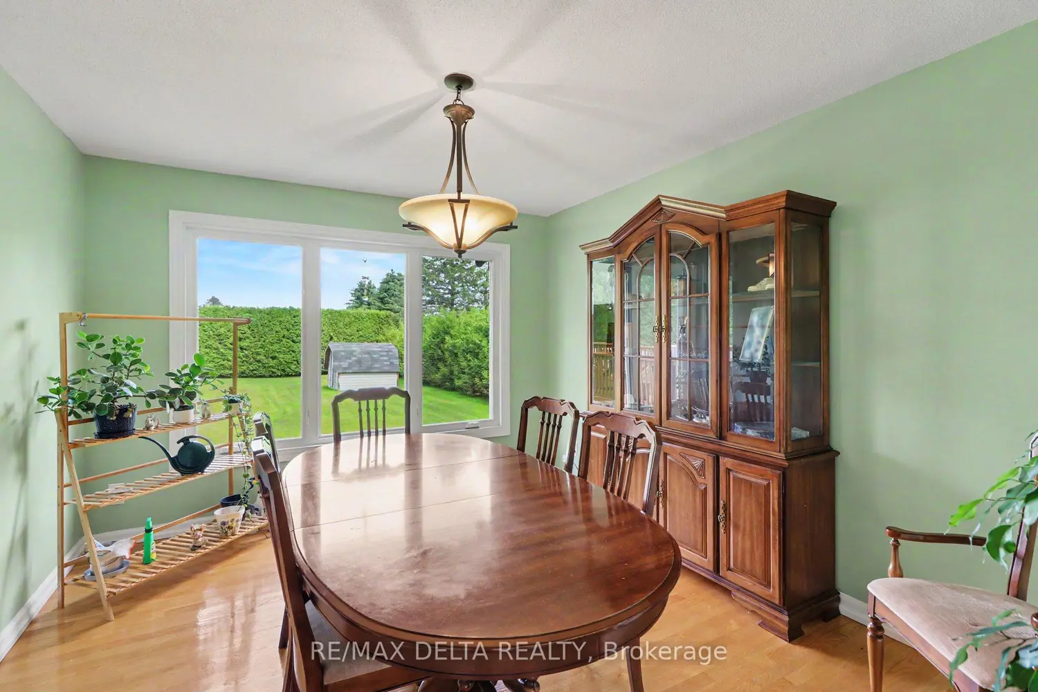 3711 Marcil Road photo 5