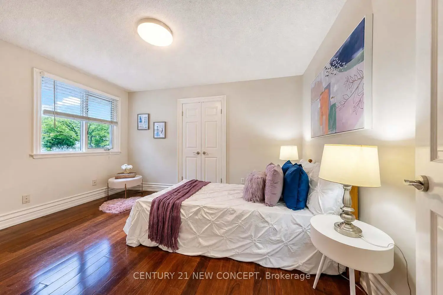 351 Byng Avenue photo 3