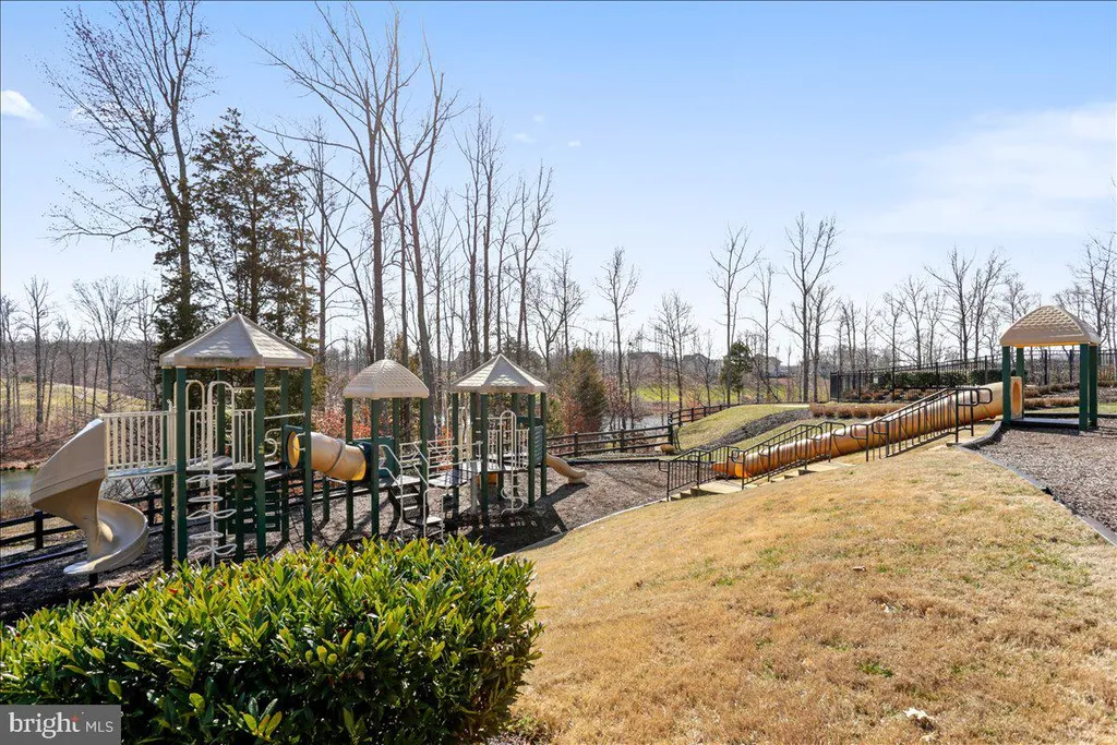15428 Symondsbury Way, Upper Marlboro, MD 20774