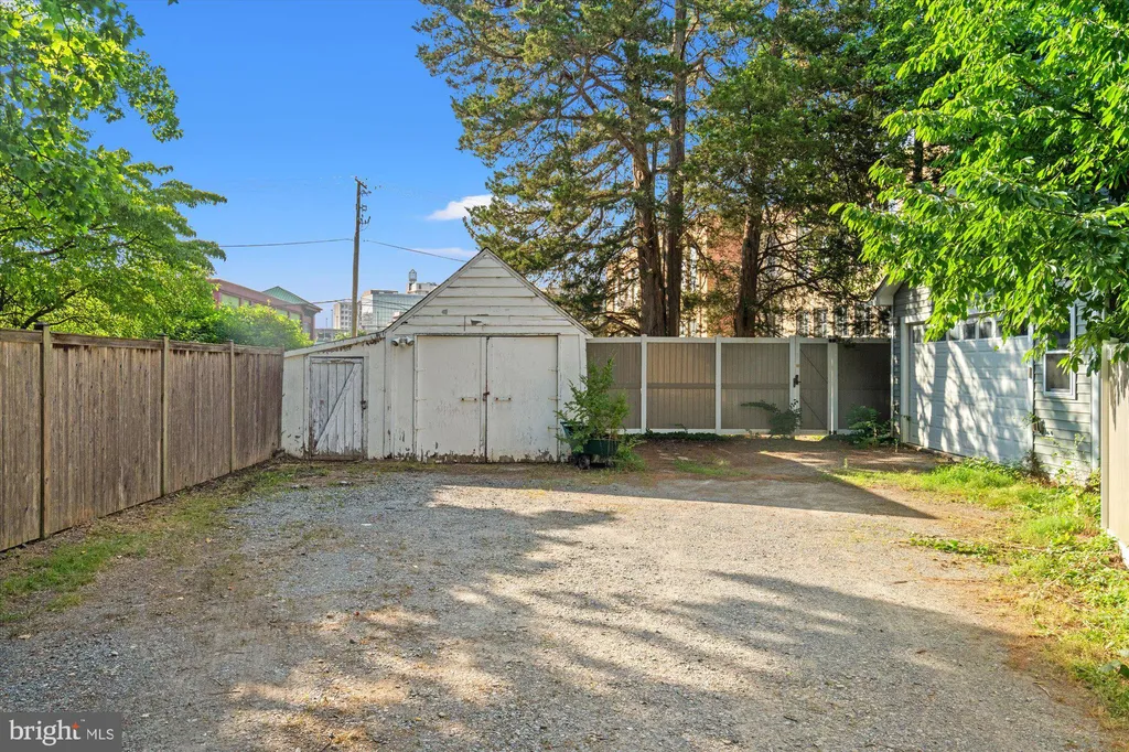 823 Bonifant Street, Silver Spring, MD 20910