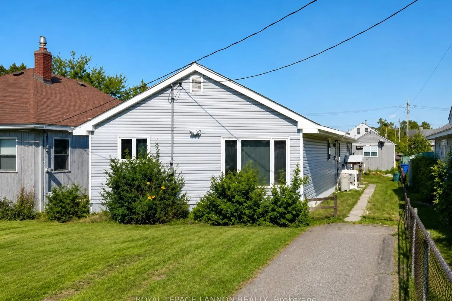 123 Burns Street photo 2