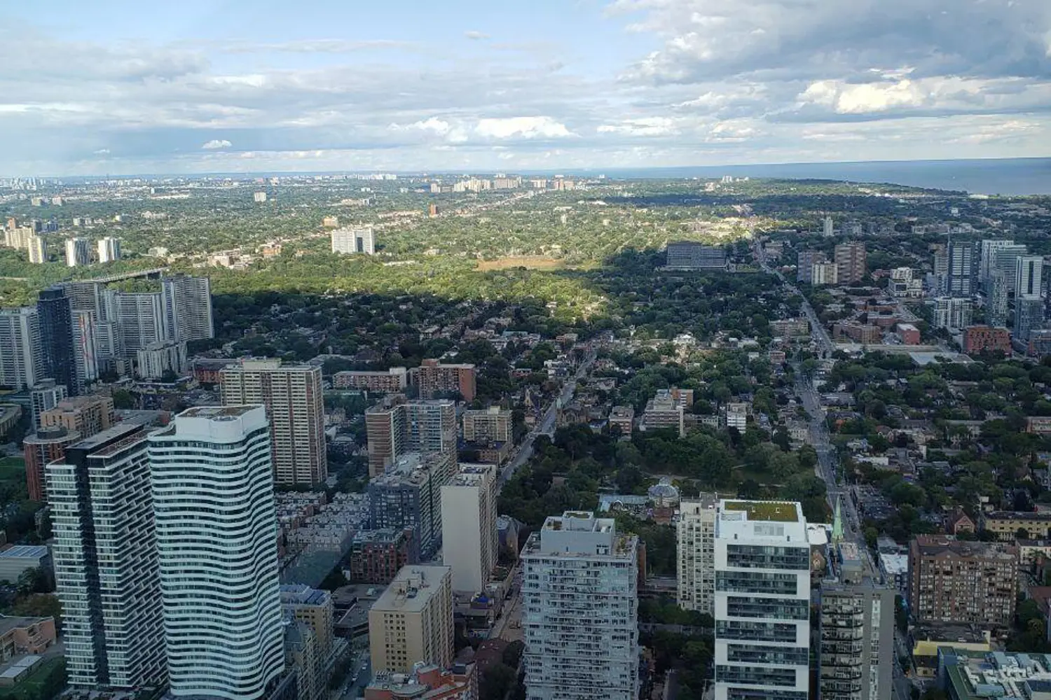 388 Yonge Street 7401 photo 4