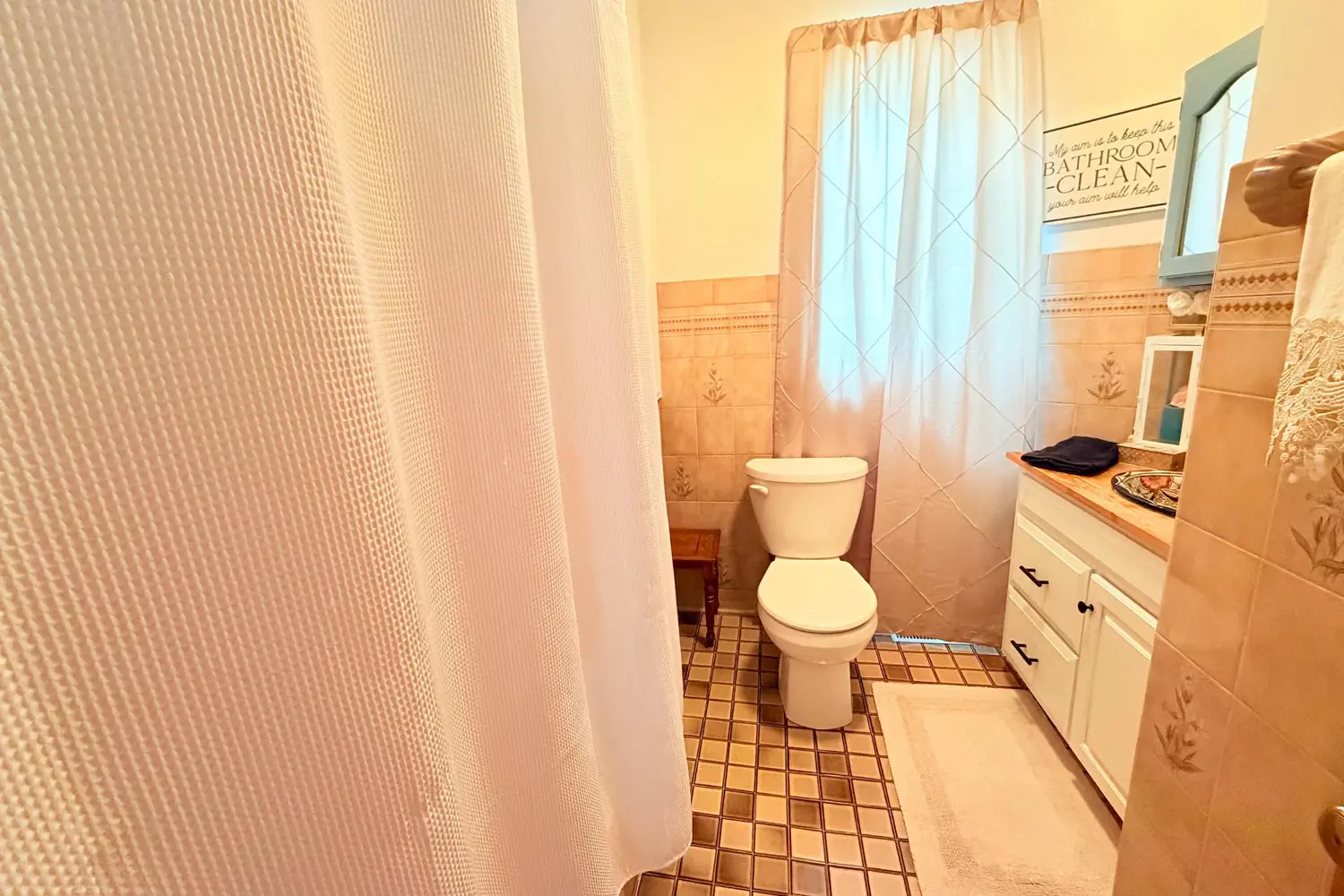 348 Birch Street photo 4