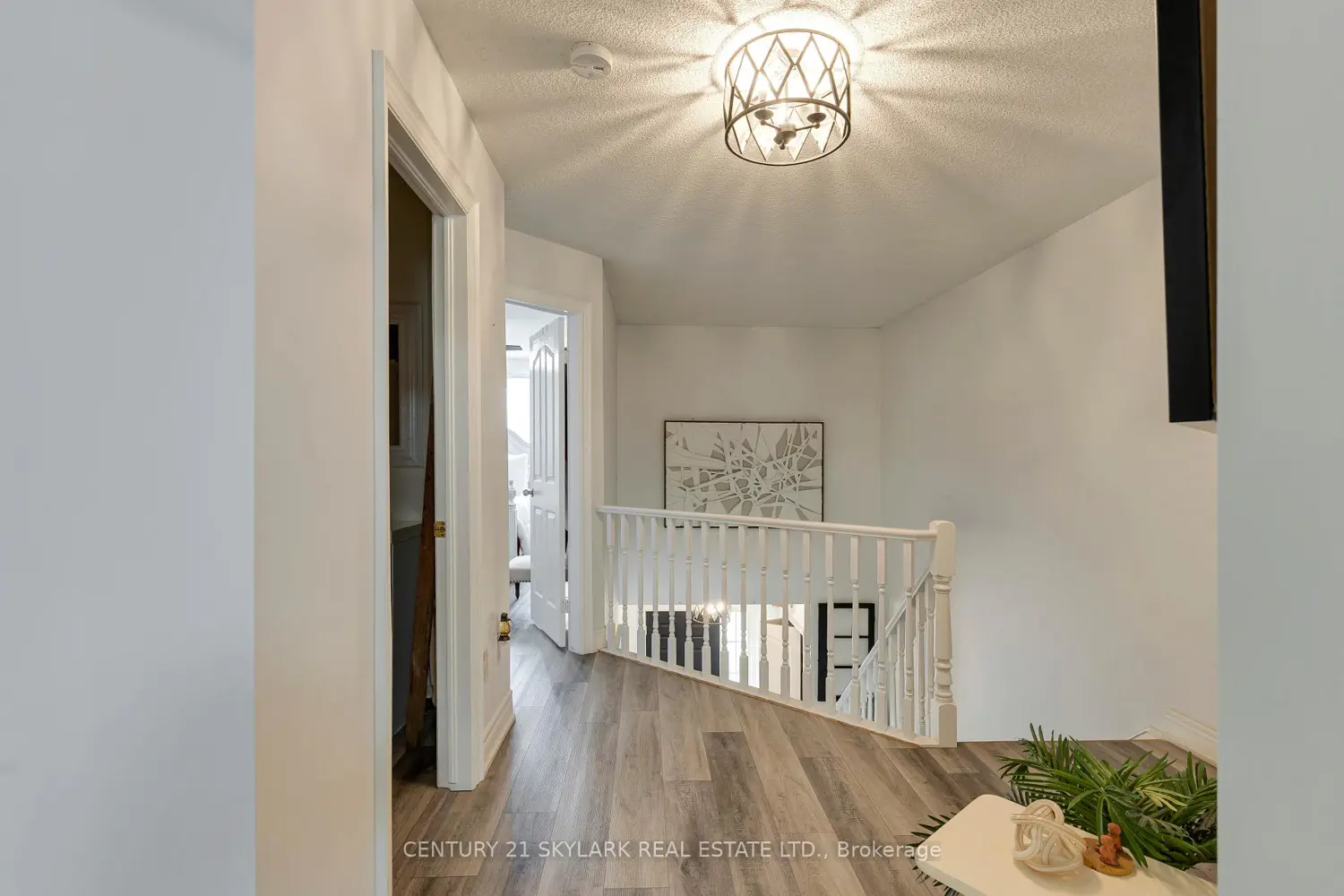 10 Cadham Boulevard 18 photo 5