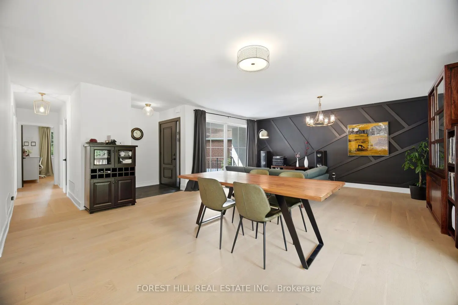 20 Silverhill Drive photo 3