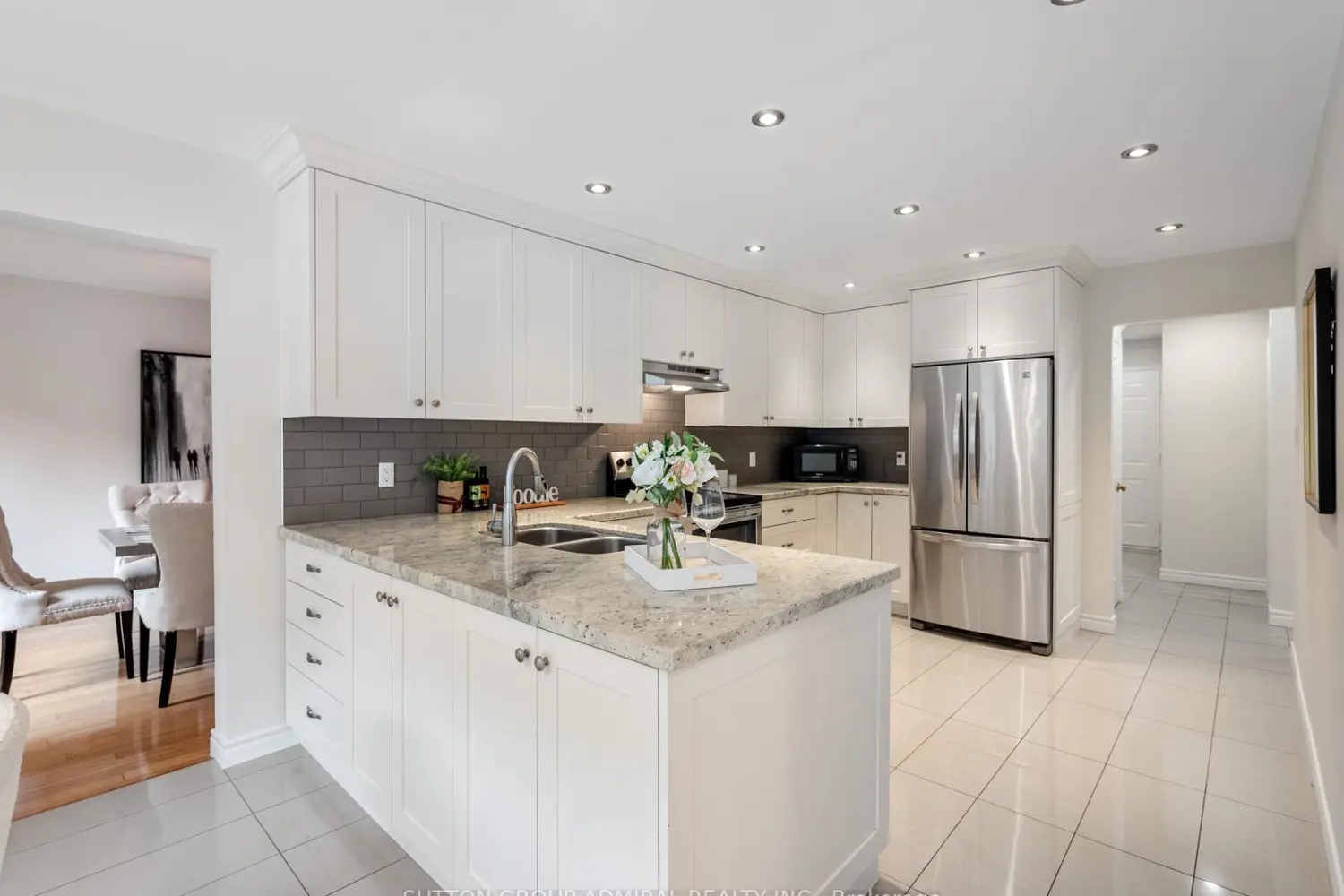59 Zahavy Drive photo 4
