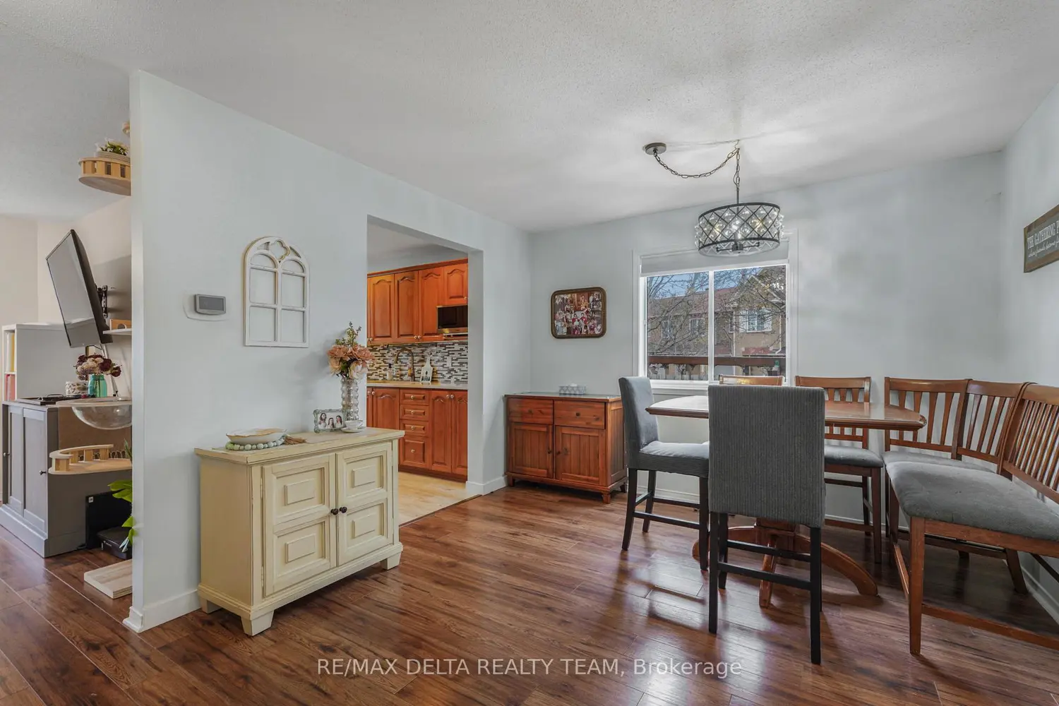 540 Chardonnay Drive photo 4