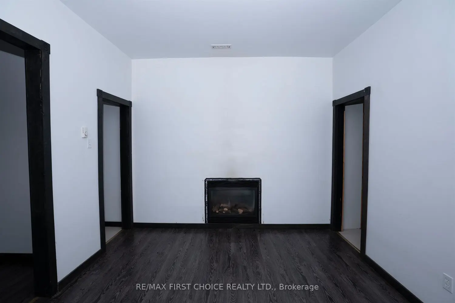 318 Ogden Street photo 4