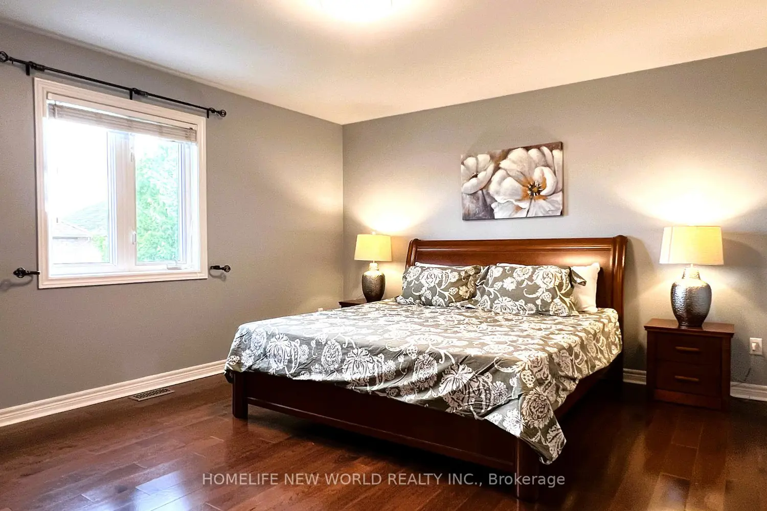 2485 Blue Holly Crescent photo 3