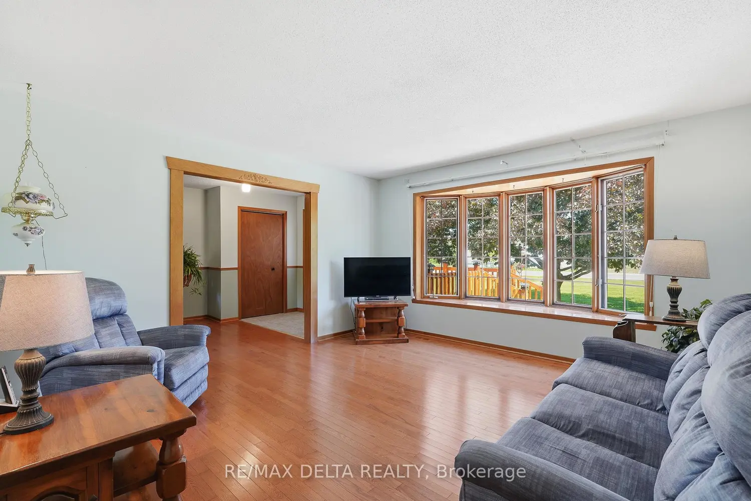 1051 Aberdeen Road photo 3