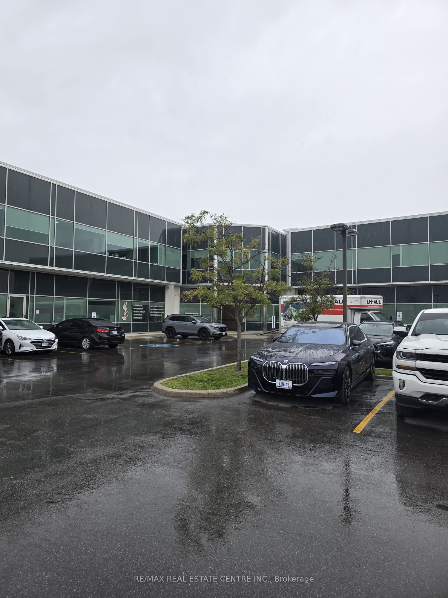 207-30 Topflight Drive, Mississauga, ON, L5S 0A8