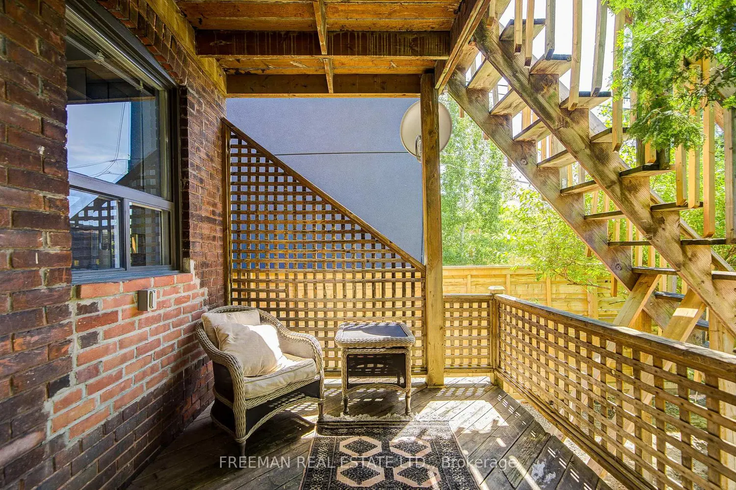 224 Lippincott Street photo 4