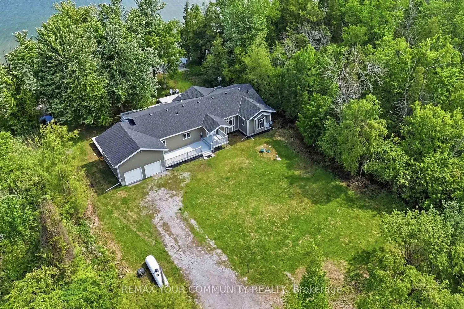 1699 Chief Joseph Snake Road photo 3