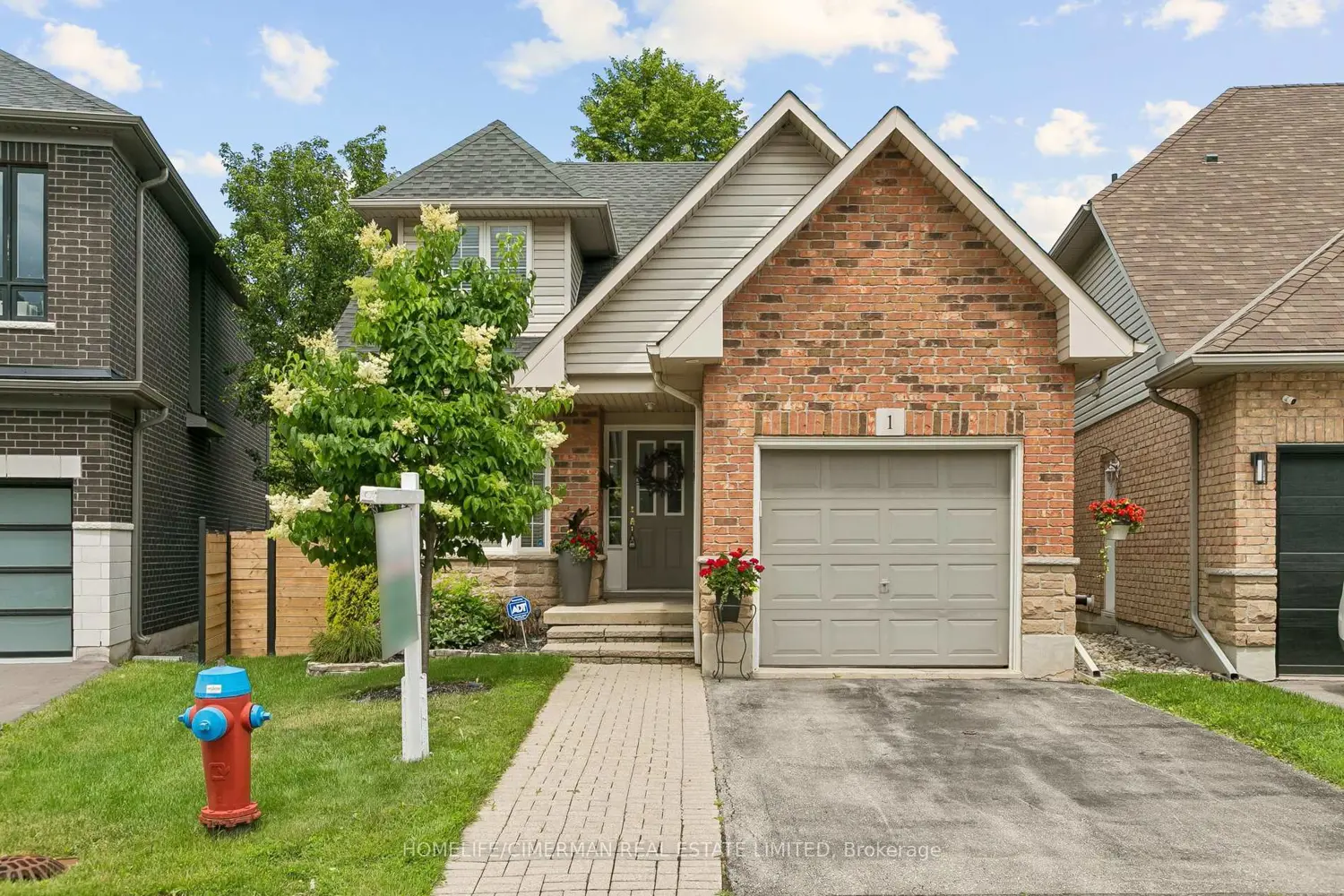 1173 Bellview Crescent 1