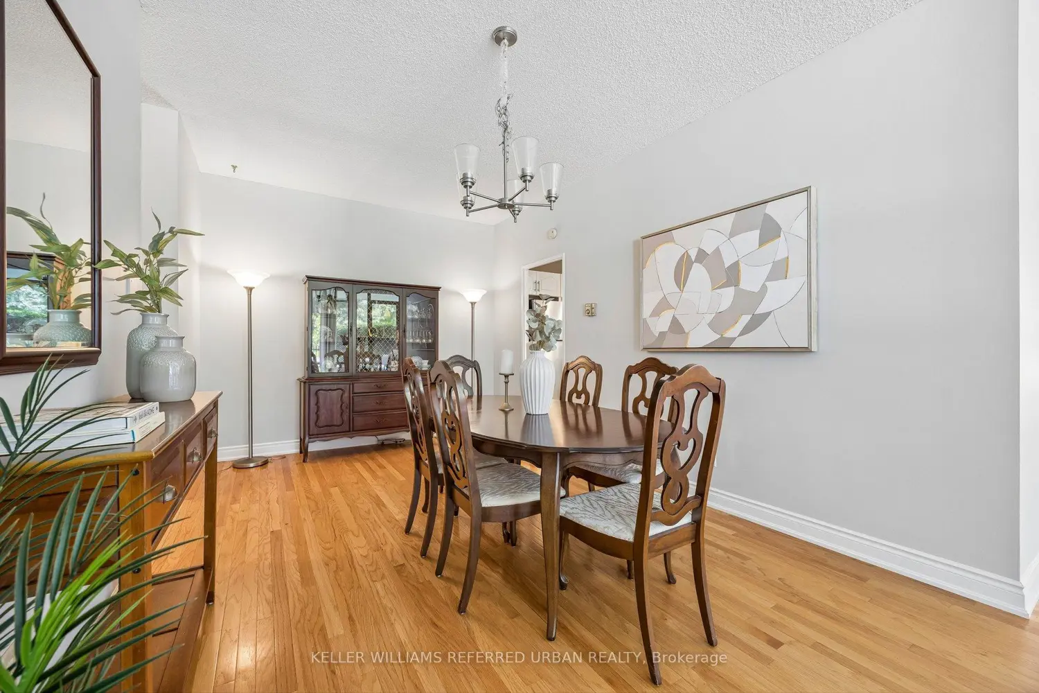 40 Baif Boulevard 103 photo 5