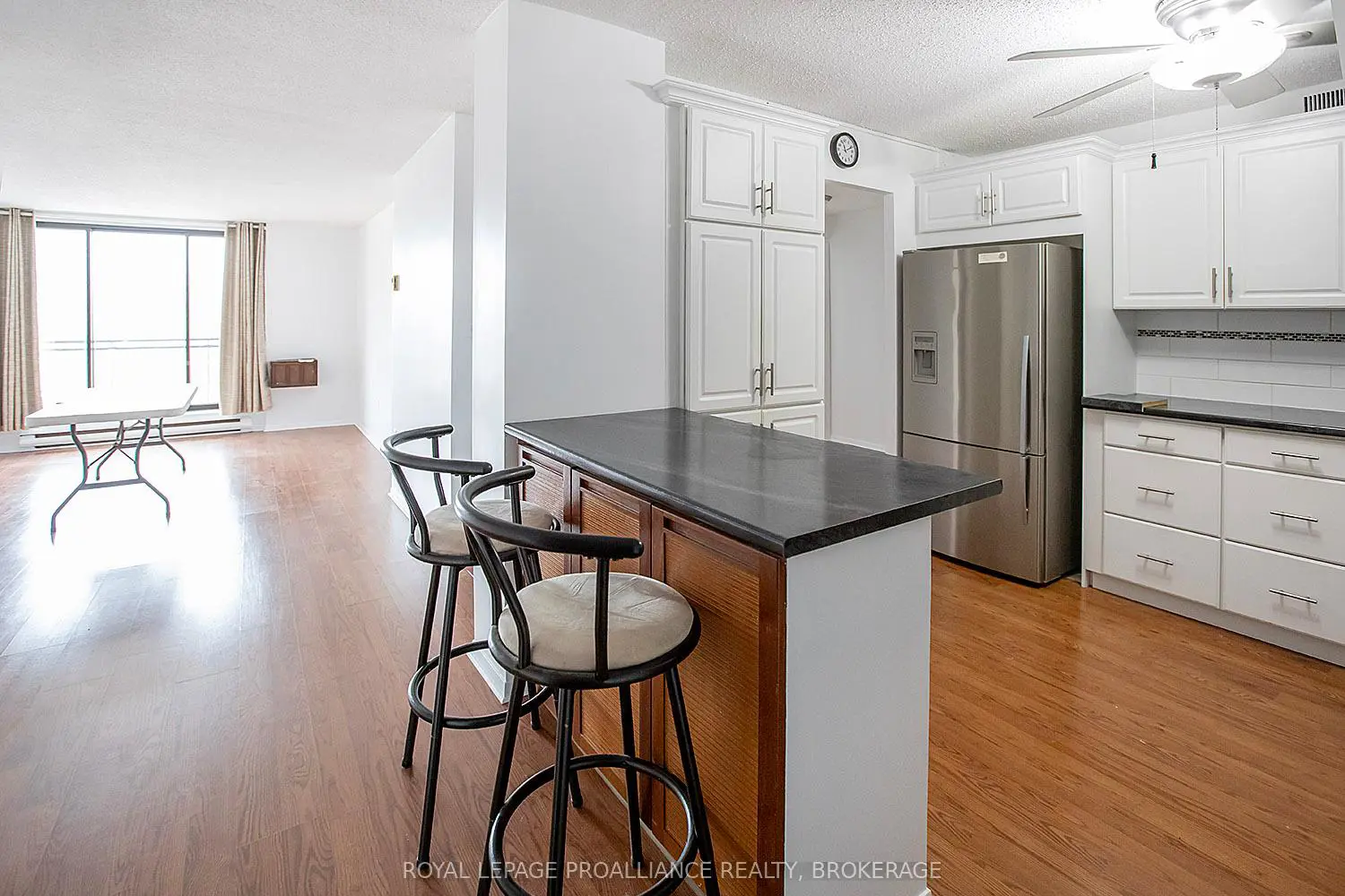120 Barrett Court 305 photo 4