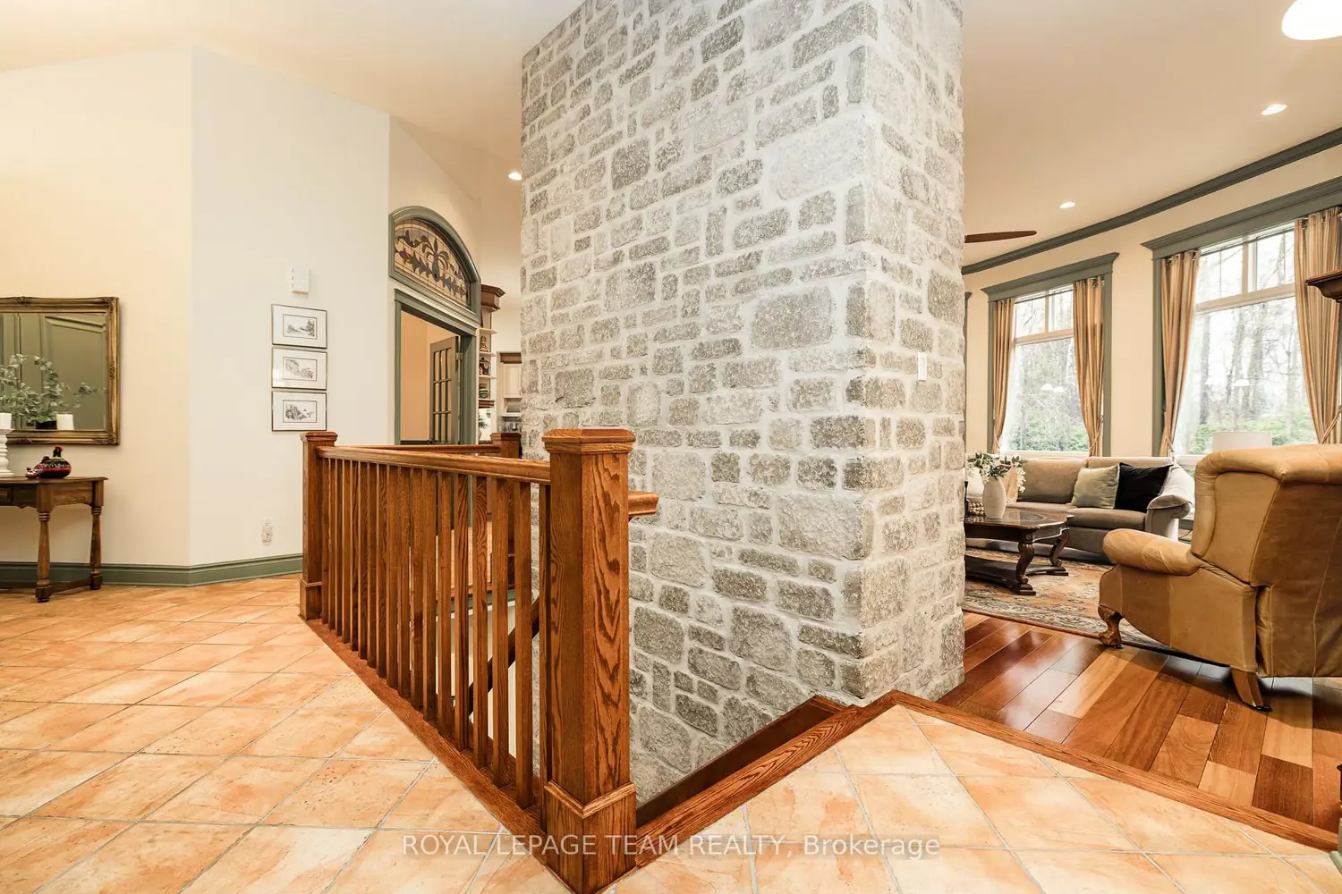 6196 Deermeadow Drive photo 3