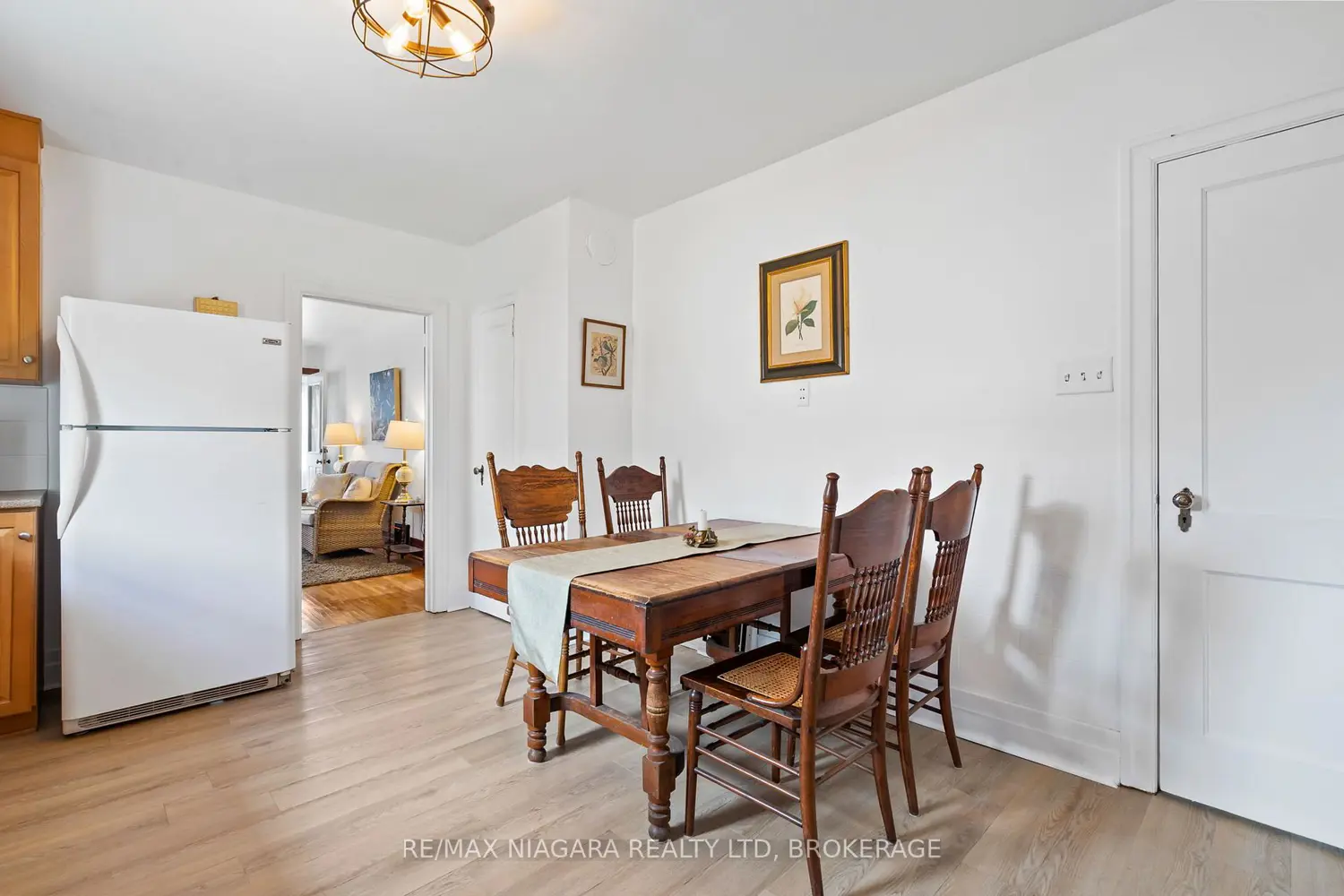 63 Wilton Avenue photo 2