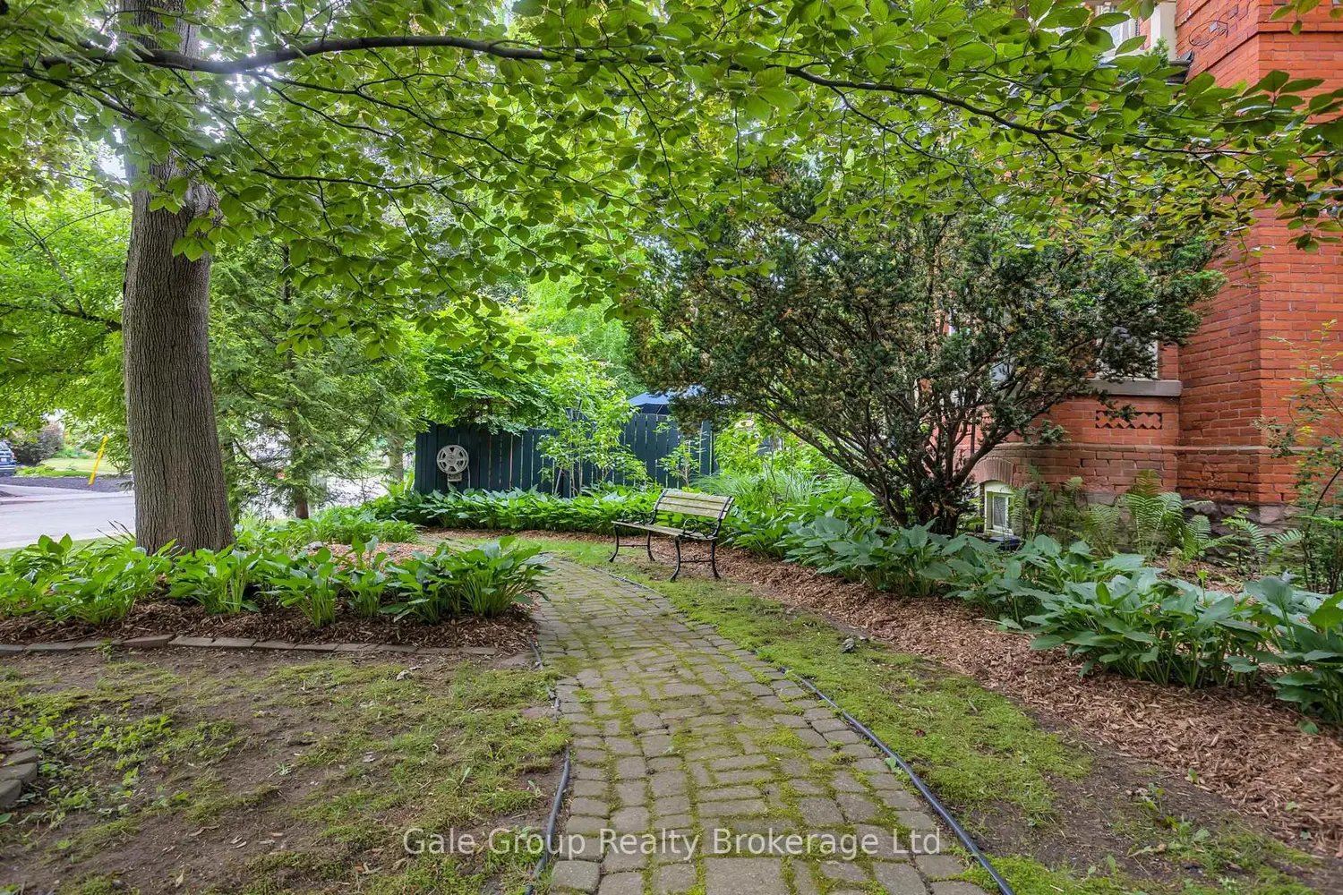 105 Vansittart Avenue photo 2