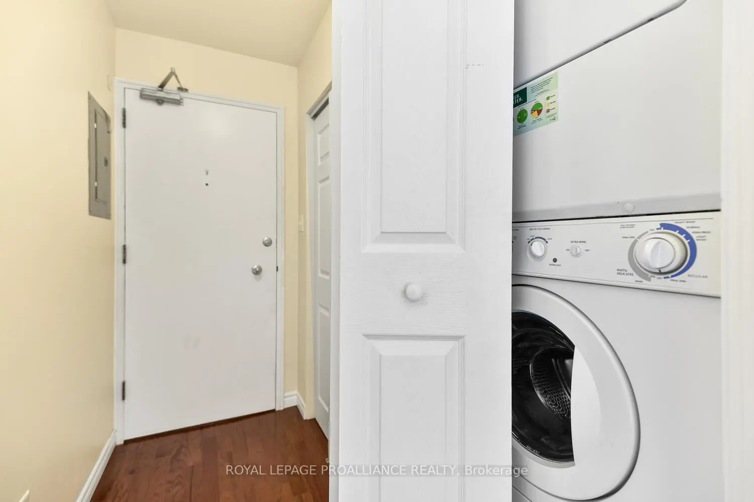 167 Pearl Street 11 photo 4