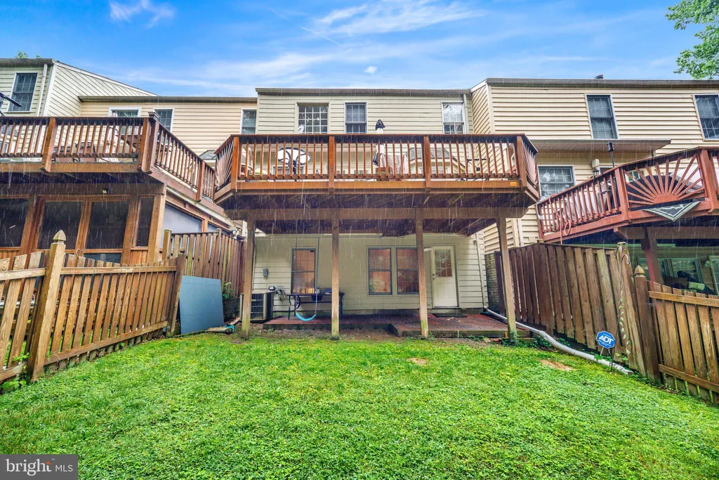 18 Chudleigh Court, Baltimore, MD 21208