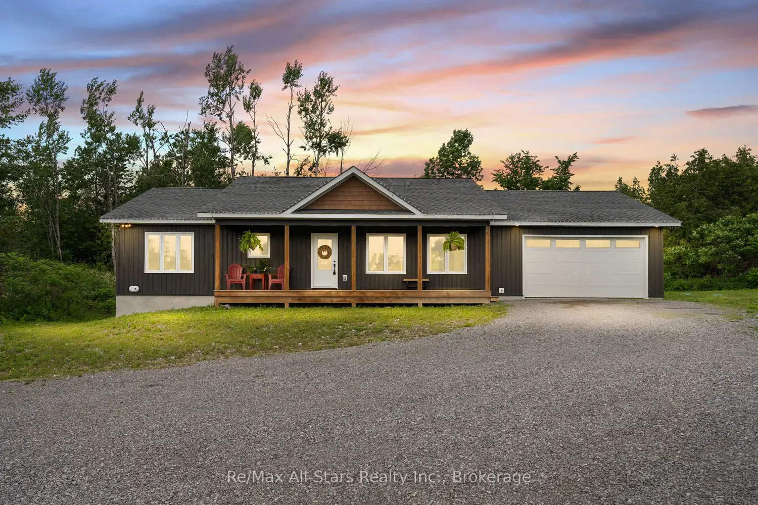 86 Ellwood Crescent