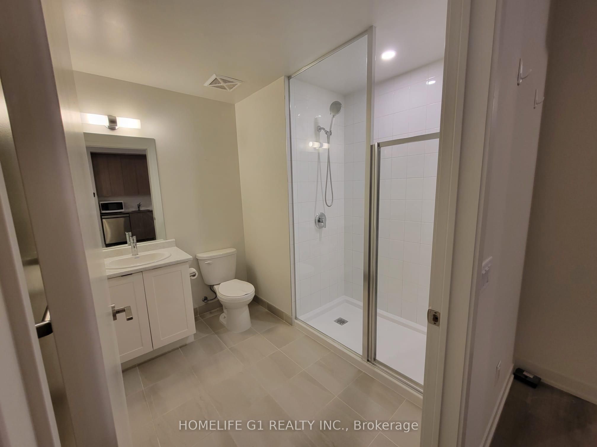 217-62 Sky Harbour Drive, Brampton, ON, L6Y 6J2 photo 2