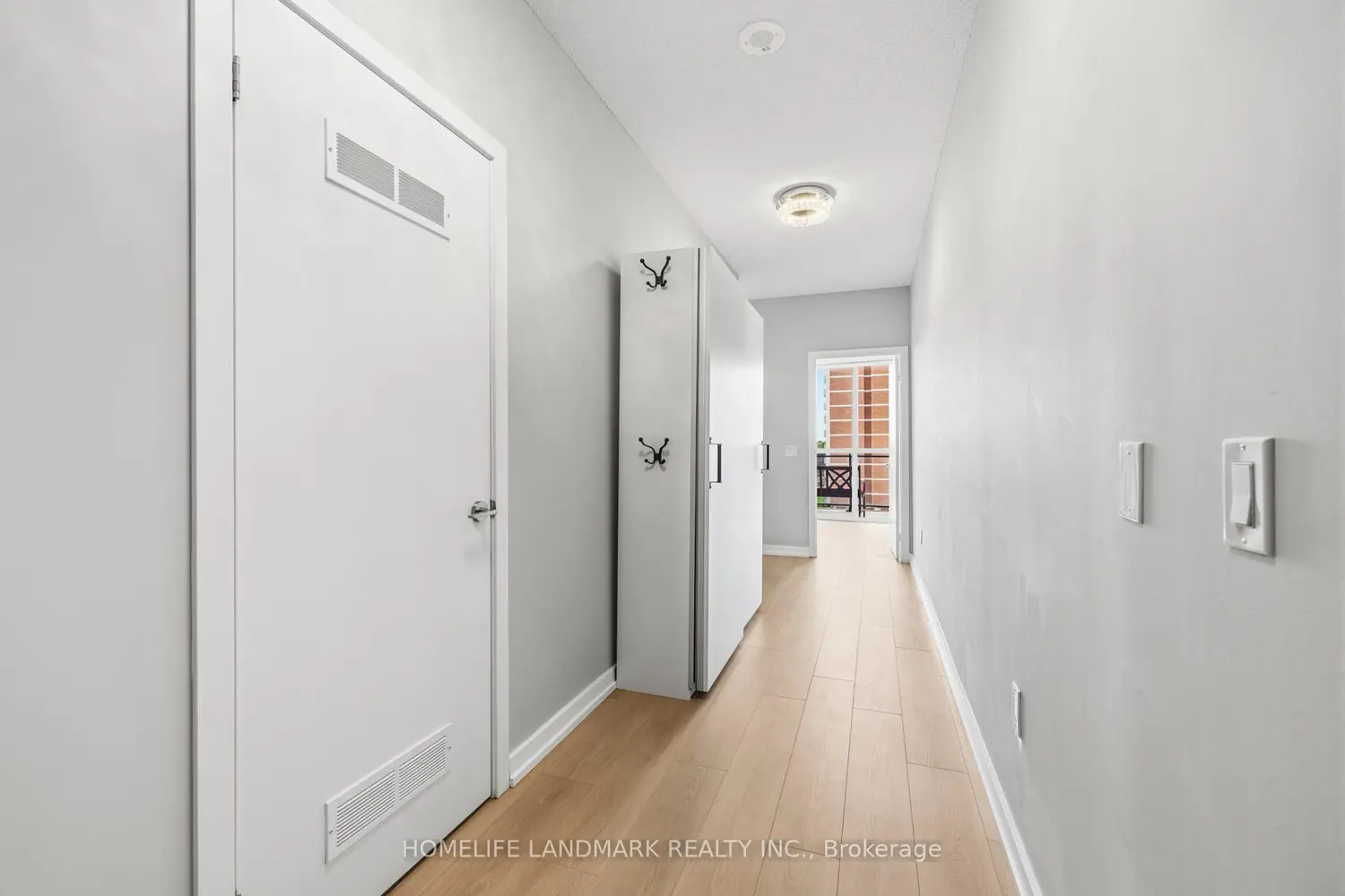 3237 Bayview Avenue 307 photo 5