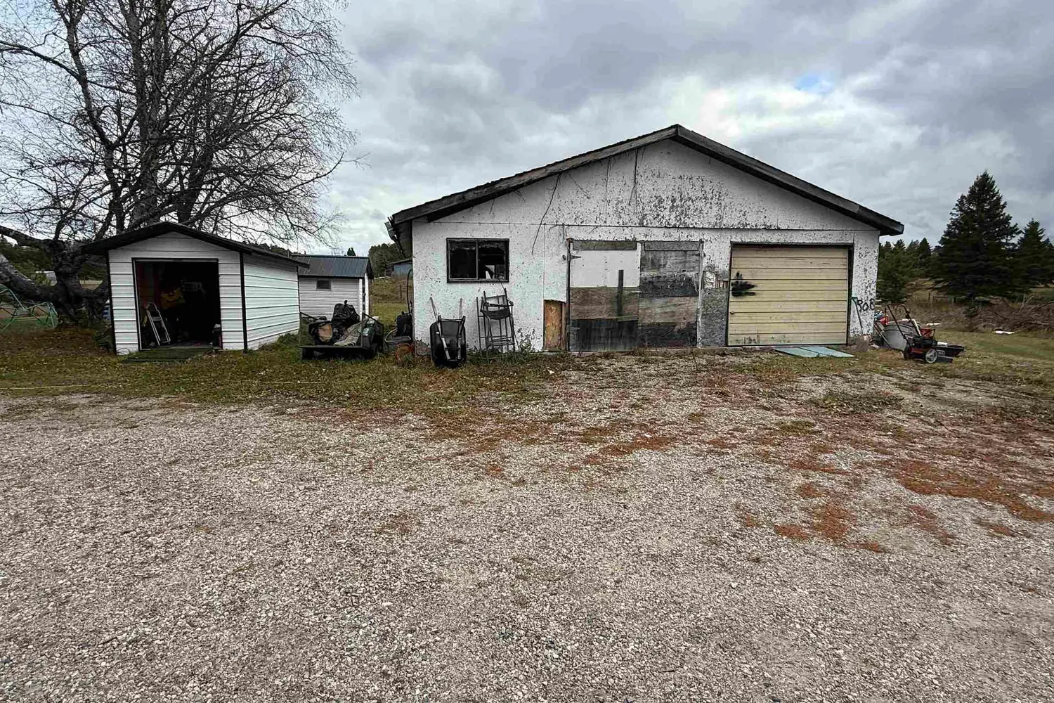 621 Mcgogy Road photo 3