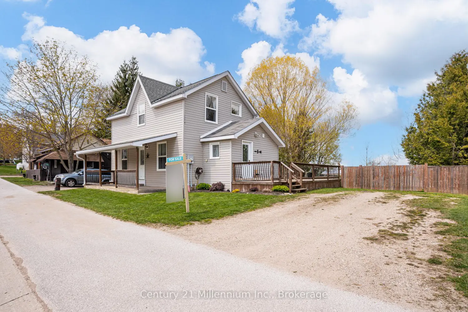 328 Bruce Road 40