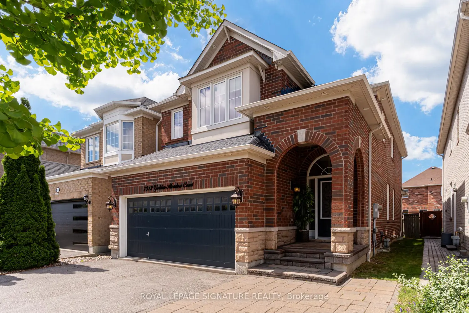 7312 Golden Meadow Court photo 2