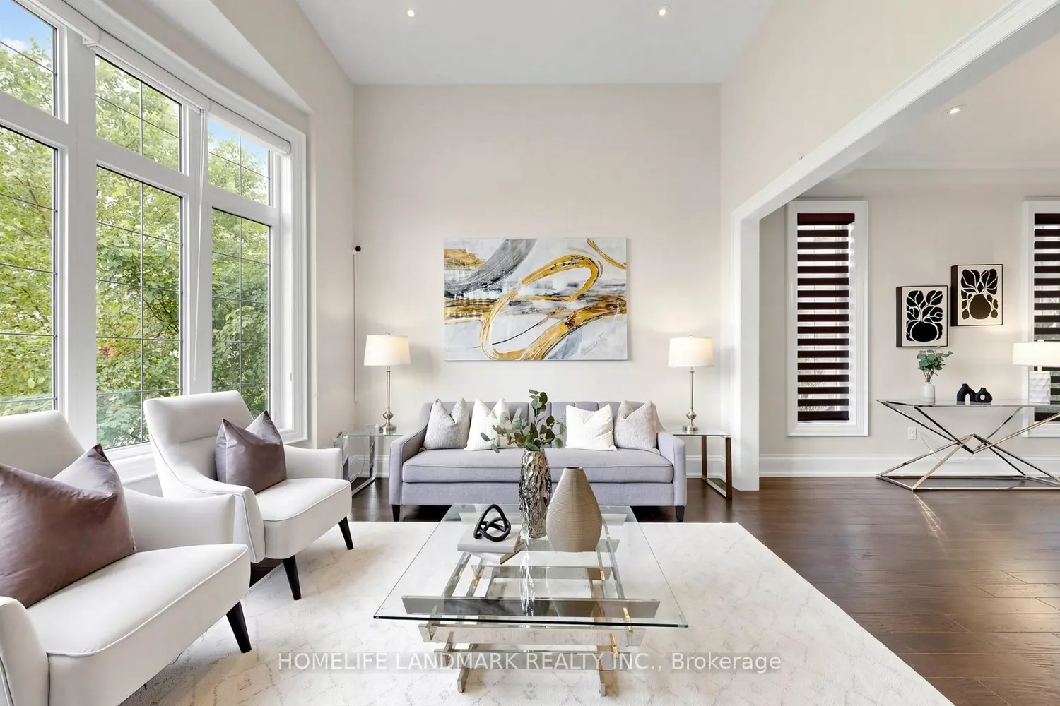 49 Langdon Drive photo 3