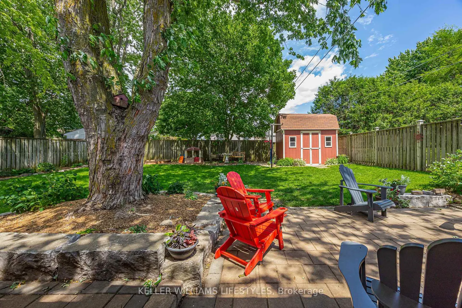 109 Willow Avenue photo 4