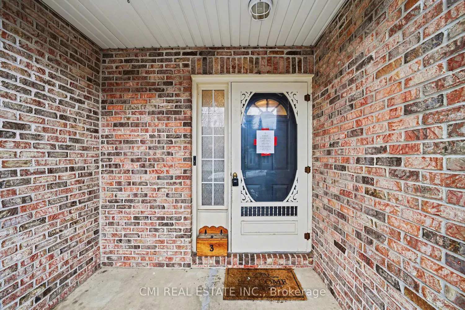5070 Drummond Road 3