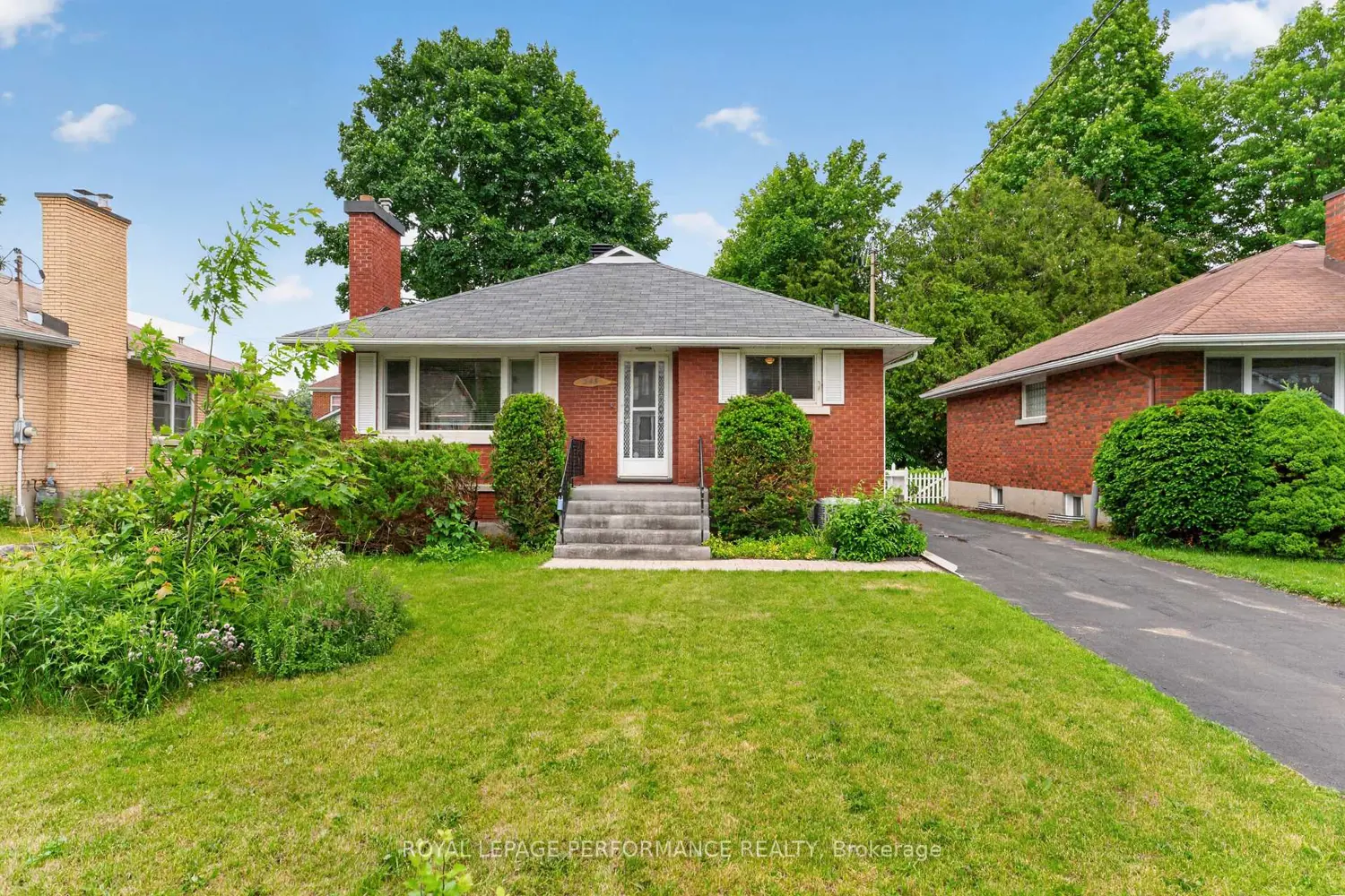 245 Compton Avenue photo 2