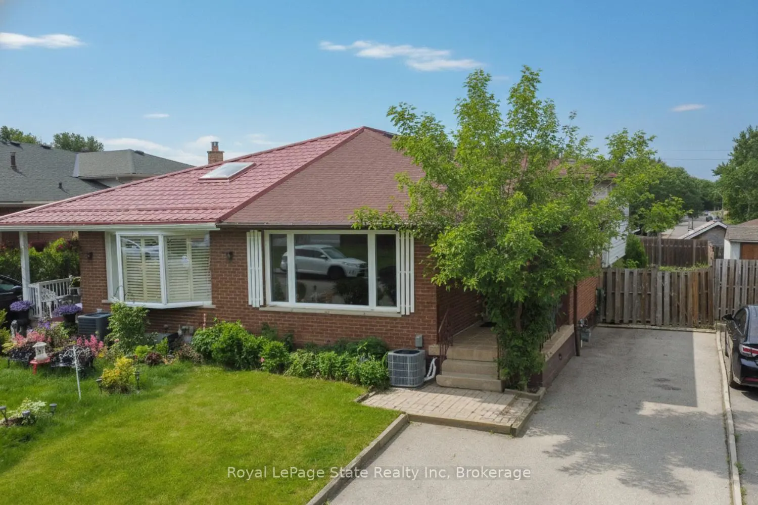 68 Tindale Court photo 2
