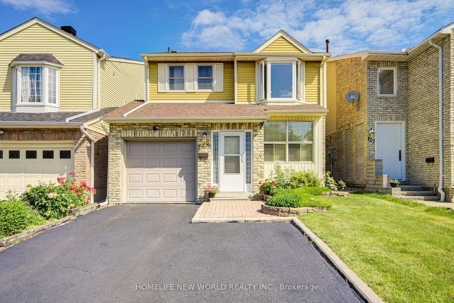 129 Sandyhook Square