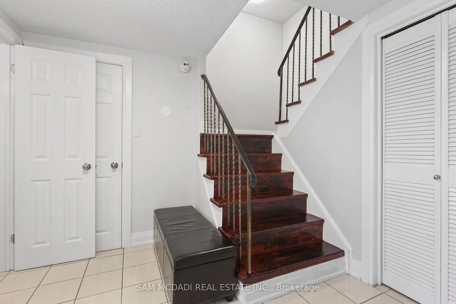 3175 Kirwin Avenue 45 photo 3