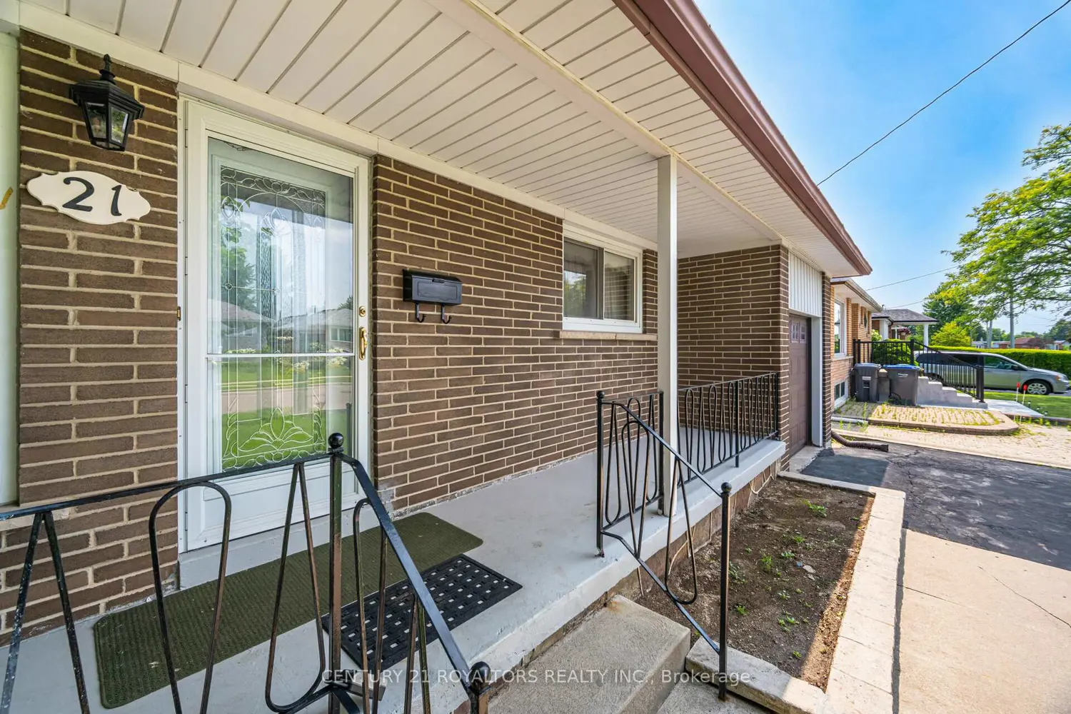 21 Jersey Avenue photo 2