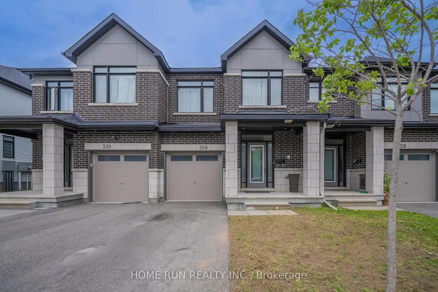 328 Ibanez Walk