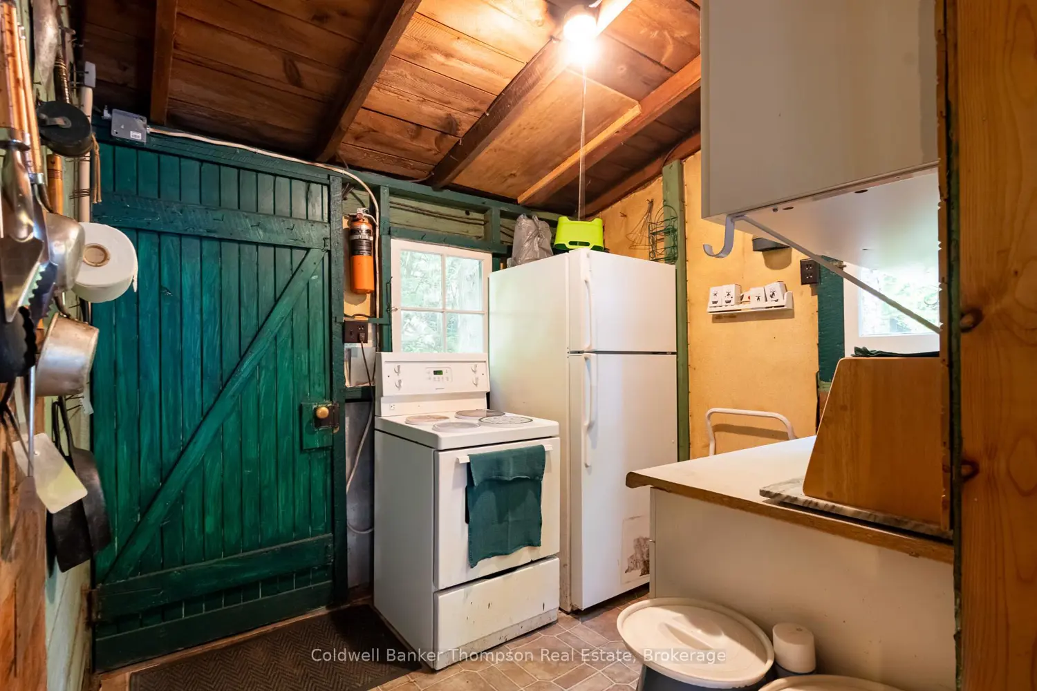 1027 Stroud Beach Road 34 photo 4