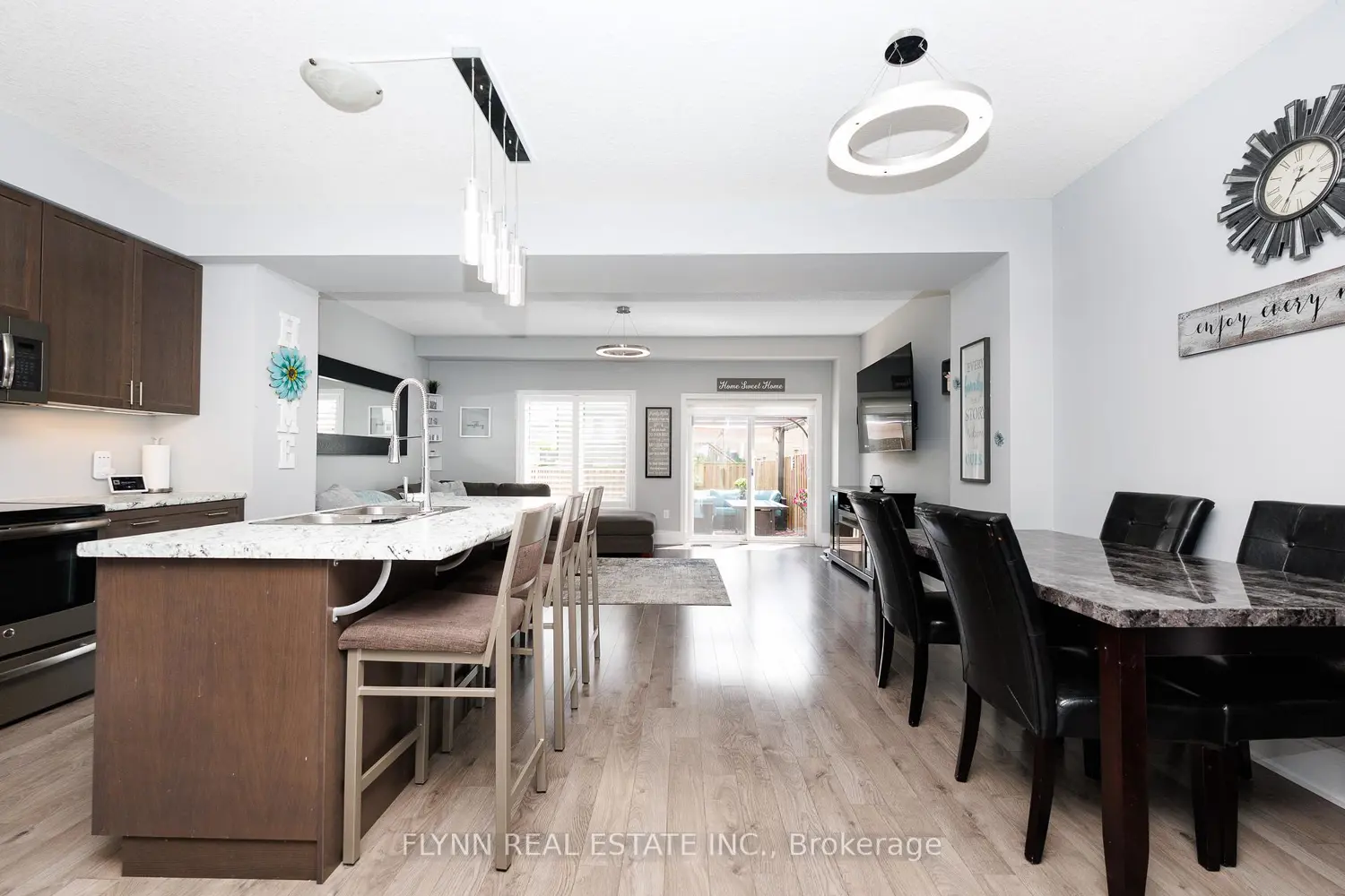 37 Sunset Way photo 3