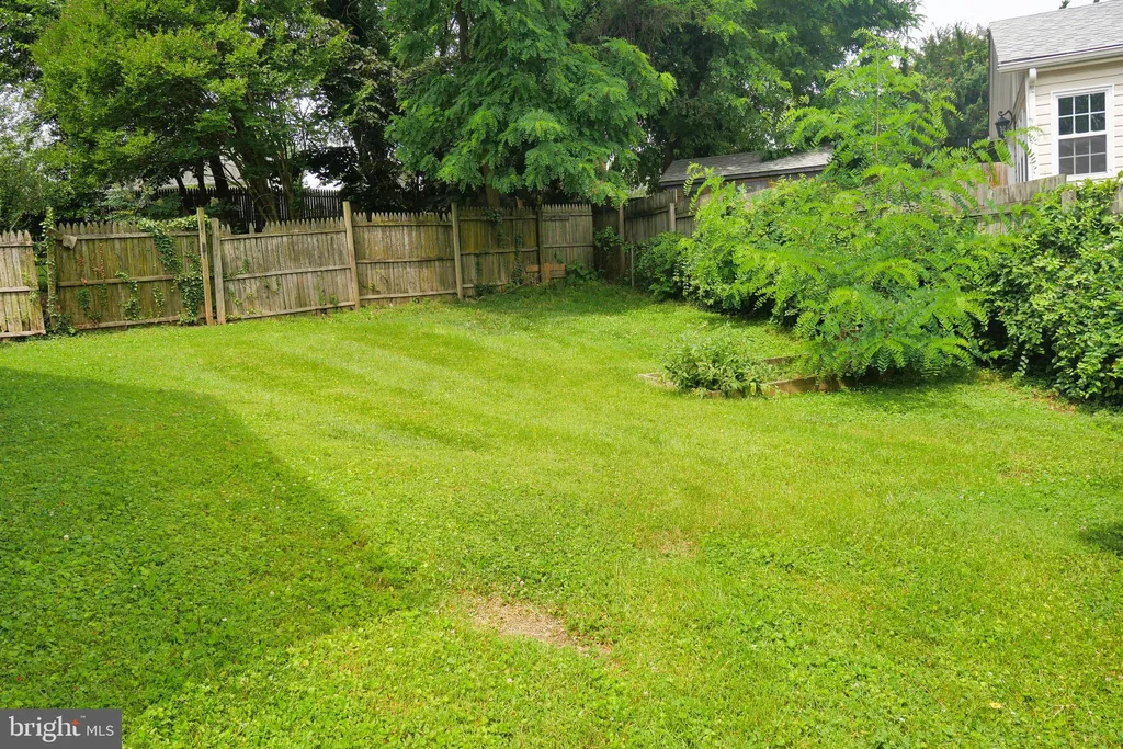 809 Langley Drive, Silver Spring, MD 20901